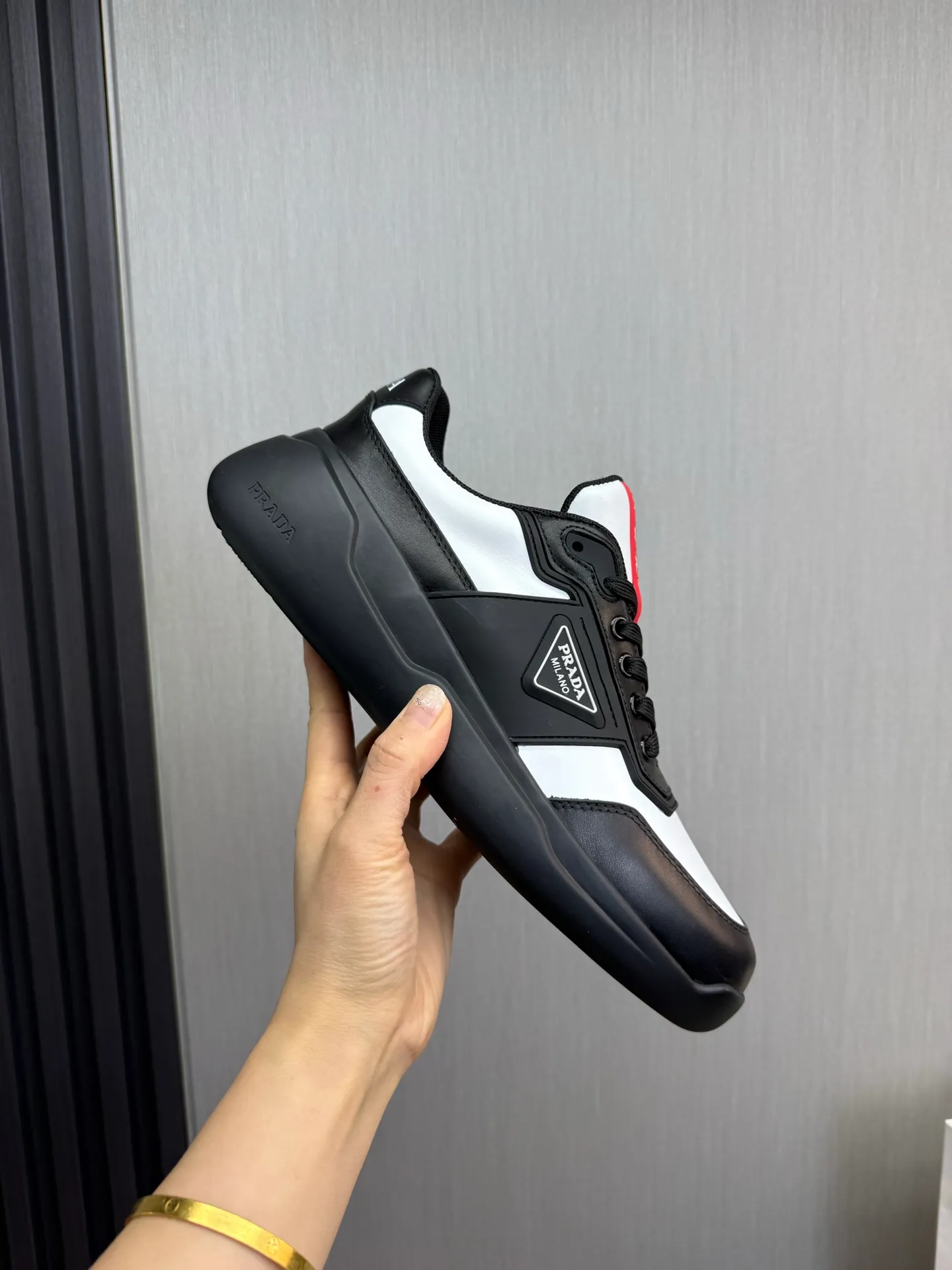 Factory price 600💰 [PRADA] Popular items in men's shoe counters, synchronized with the official website, 1 high-quality shipment ✔️Original cowhide + cowhide lining, 1🆚1 replica, original sole, 38-45 (45 customized, non-refundable)